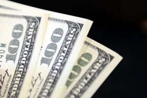 Dolar 3,49'u aştı