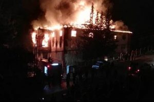 Öğrenci yurtlarının ruhsat yetkisi MEB'e geçiyor