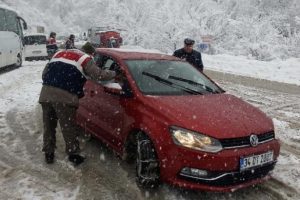 Bursa Uludağ yolu 1 saat kapalı kaldı