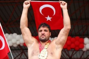 Kırkpınar başpehlivanı Kara Bursa'ya geliyor