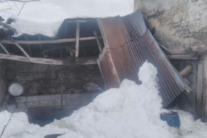 Bursa'da yayla yolu kapanınca çoban mahsur kaldı
