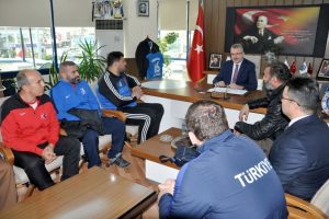 Milli güreşçiler Bursa Karacabey'de