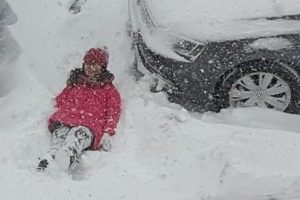 Kar yağışı en çok çocukları sevindirdi