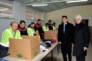 Bursa'da 80 ton giysi çöp olmaktan kurtarıldı