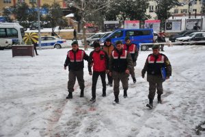 Bursa'da terör örgütü propagandası yapan 3 kişi adliyeye sevk edildi