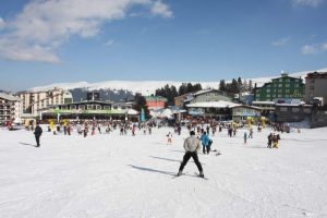 Bursa Uludağ'da kar kalınlığı 255 santimetre oldu
