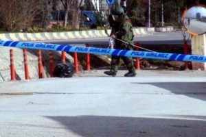 Kilis'te fünyeyle patlatılan şüpheli poşetten çöp çıktı