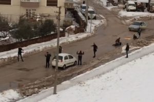 Bursa Karacabey'de dayı, yeğenini tabancayla vurdu