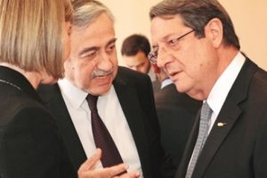 Kıbrıs müzakerelerine Yunan çelmesi