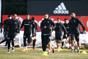 Beşiktaş taktik ve kondisyon çalıştı