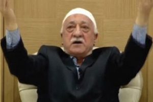 Eski Montana Eyaleti Valisi: Gülen iade edilmeli
