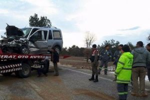 Katliam gibi kaza: 3 ölü, 5 yaralı!