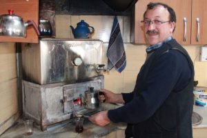 Köy kahvesi ihalesine ''yanlışlıkla'' 900 bin lira teklif verdi