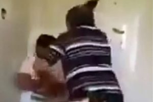 Kuran Kursu'nda küçük çocuğa terlikle dayak!