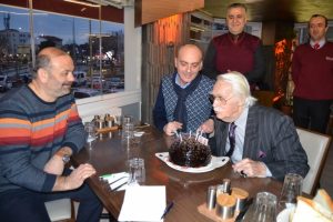 Sanatçı Kolçak'a Bursa'da doğum günü sürprizi