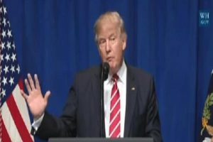 Trump: ''Bizi yok etmek isteyenleri uzak tutacağız''