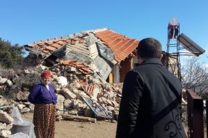 Bursa Uludağ Üniversitesi Mühendislik Fakültesi'nden deprem bölgesine inceleme