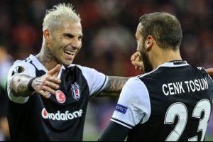 Cenk, Avrupa Ligi'nde haftanın oyuncusu seçildi