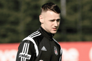 Beşiktaş'a geri dönüyor!