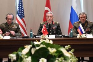 Türk, Rus ve ABD genelkurmay başkanları Antalya'da bir araya geldi