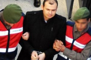 Hakim darbeci sanığa o notu sordu! Yanıt vermedi