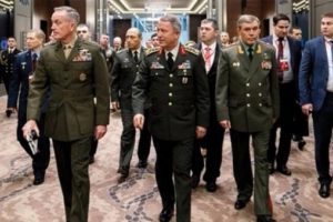 Genelkurmay başkanlarının Antalya'da buluşması doların hızını kesti