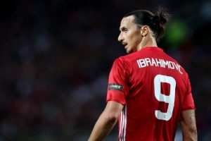 Ibrahimovic'e 3 maç ceza