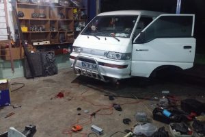 Bursa'da tamir ettiği aracın altında kaldı