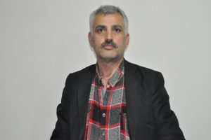 Bursa'da harabe halindeki okulda eğitim görüyorlar