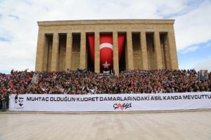 Anıtkabir 19 Mayıs'ta doldu taştı