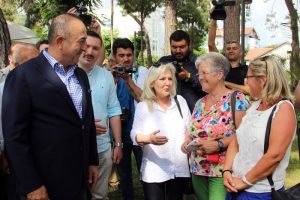 Bakan Çavuşoğlu Almanlarla görüştü