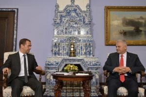 Başbakan, Medvedev ile bir araya gelecek
