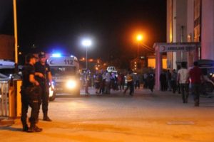 Hakkari'de askeri araca saldırı: 1 şehit, 6 yaralı