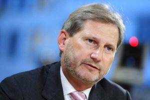 Hahn, Türkiye'yi ziyaret edecek