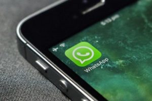 WhatsApp, Snapchat'i kendi silahı ile vurdu