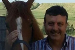 Atın çifte attığı veteriner hayatını kaybetti