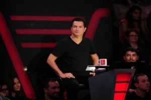 Acun Ilıcalı ünlü şarkıcı ile görüşmelere başladı!