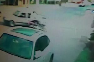 Motosiklet kazası kamerada