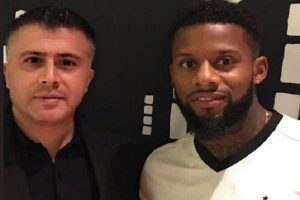 Beşiktaş Lens'i KAP'a bildirdi