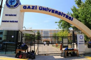 Sınav ''emanetçi''lere yaradı