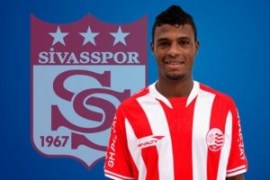 Sivasspor'a Brezilyalı orta saha