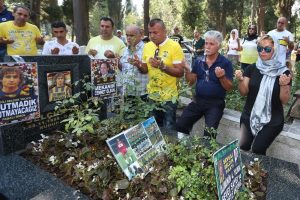 Selçuk Yula kabri başında anıldı