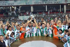 Konyaspor ilk kez Süper Kupa kazandı