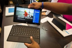 Microsoft Surface cihazlara tüketiciden büyük darbe