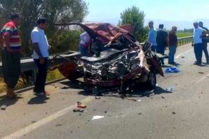 Erzincan'da trafik kazası 3 can aldı