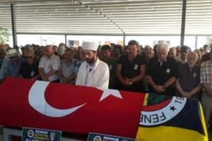 Yeşilçam efsanesi sonsuzluğa uğurlandı