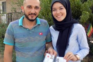 Nikahtan 20 gün sonra Nüfus Müdürlüğü'nde hayatlarının şokunu yaşadılar