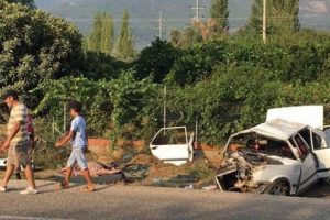 Hastane yolunda facia! 2 ölü