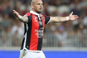 Sneijder ilk maçına çıktı
