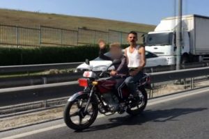 Trafikte 'çocuk sürücü' şaşkınlığı